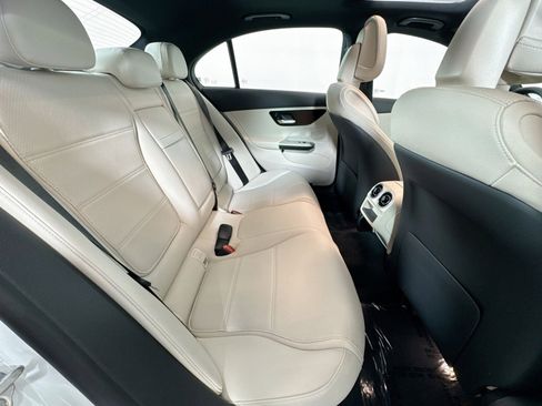 Used 2023 Mercedes-Benz C 300 Sedan image 25