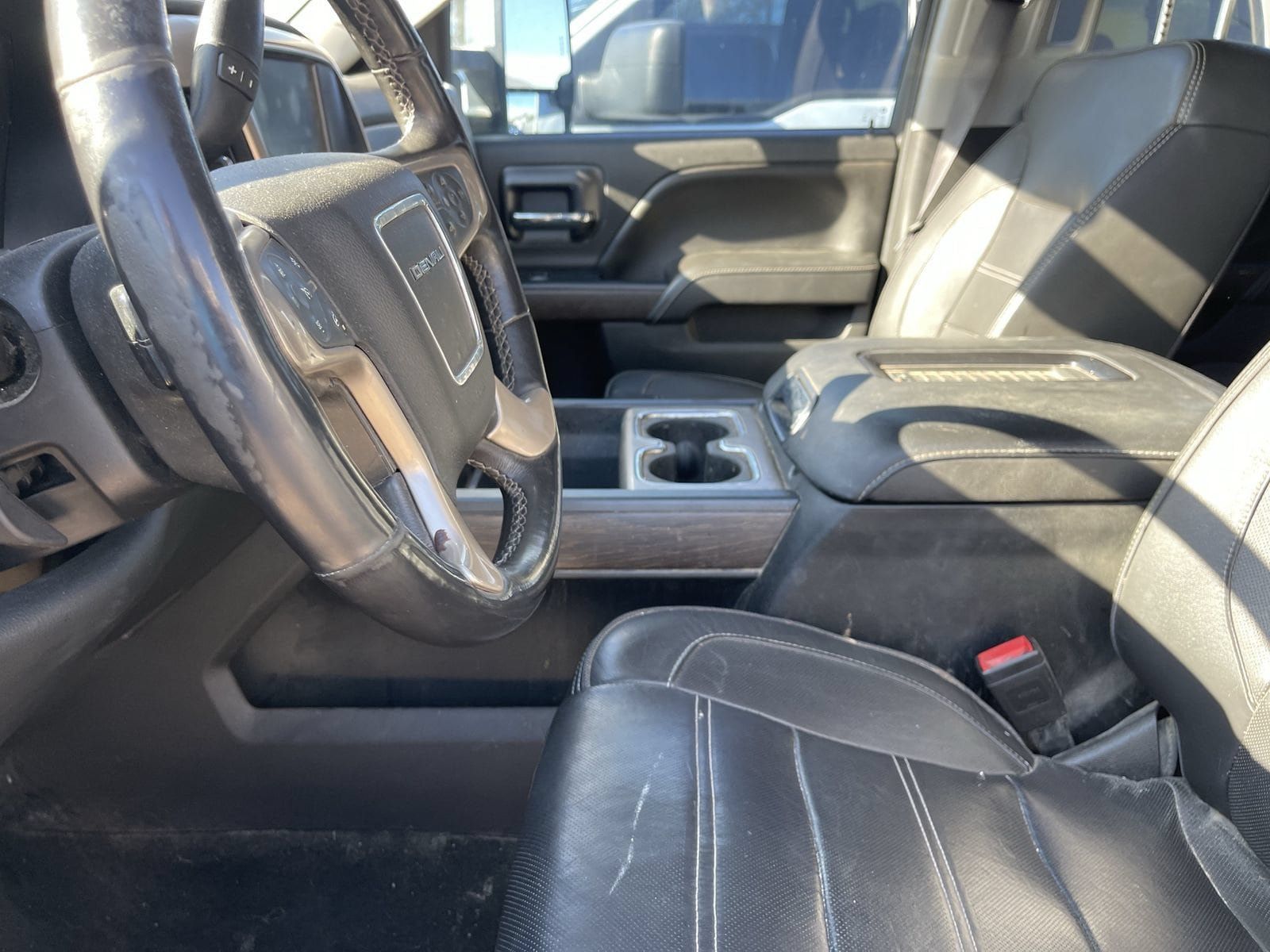 Used 2017 GMC Sierra 3500 Denali w/ Duramax Plus Package AWD/4WD image 10
