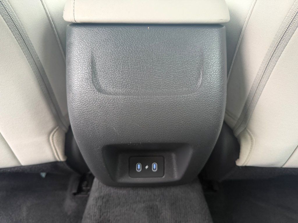 Used 2024 Hyundai Sonata SEL FWD image 12