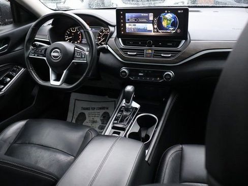 Used 2023 Nissan Altima 2.5 SL FWD image 16