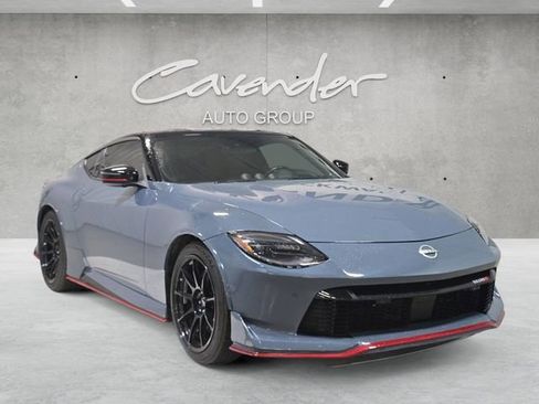 Used 2024 Nissan Z NISMO w/ Floor Mat Package RWD image 2