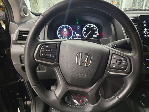 Used 2025 Honda Ridgeline Sport image 20