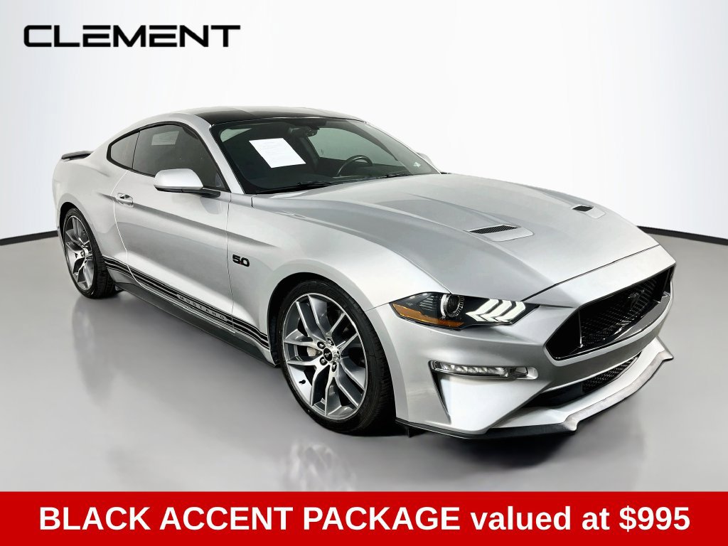 Used 2019 Ford Mustang GT w/ Black Accent Package RWD image 3