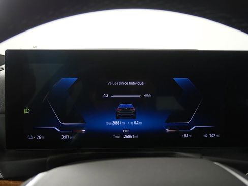 Used 2023 BMW i4 eDrive35 image 19