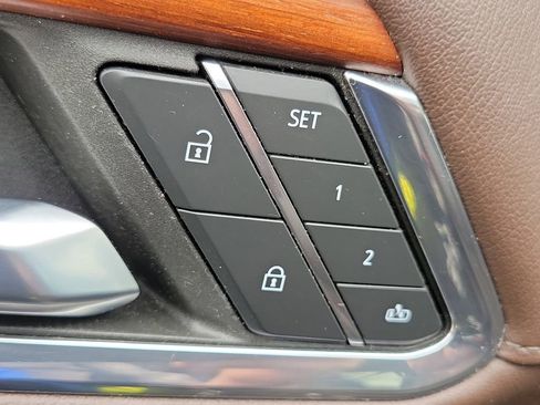 Used 2022 GMC Sierra 1500 Denali w/ Denali Reserve Package image 29