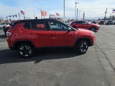Used 2018 Jeep Compass Trailhawk w/ Leather Interior Group image 2