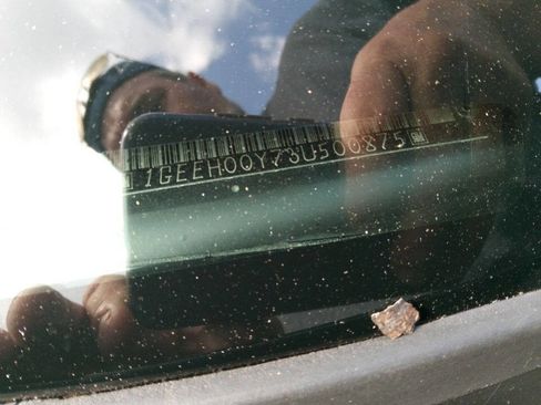 Used 2003 Cadillac De Ville Hearse image 5