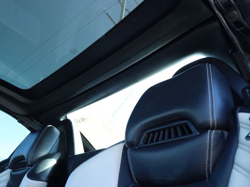 Used 2016 Mercedes-Benz SLK 300 SLK 300 image 13