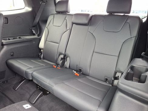 Used 2024 Kia Telluride EX X-Line AWD/4WD image 12