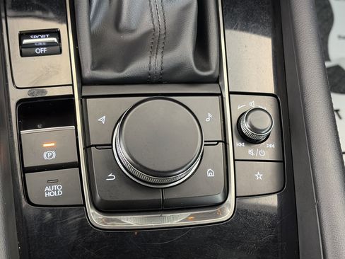 Used 2024 MAZDA MAZDA3 s image 27