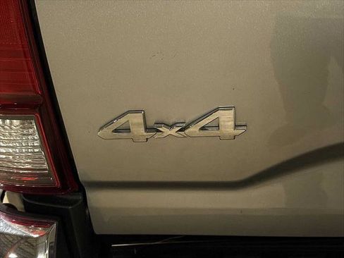 Certified 2023 Toyota Tacoma SR5 AWD/4WD image 26