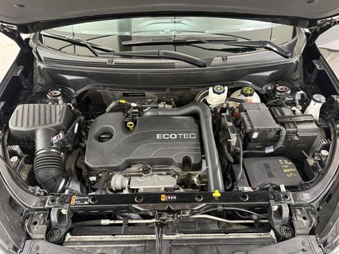 Used 2022 Chevrolet Equinox LT image 10