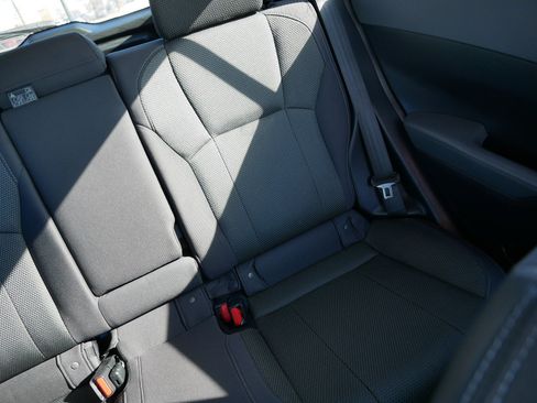 Used 2024 Subaru Crosstrek 2.0i Premium image 14