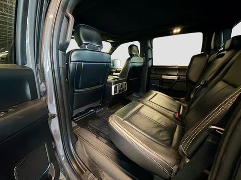 Used 2018 Ford F150 Lariat w/ Equipment Group 502A Luxury image 25