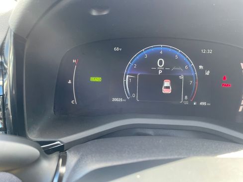 Used 2025 Toyota Camry LE image 39