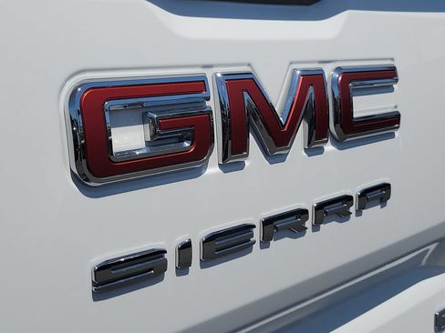 Used 2020 GMC Sierra 1500 Elevation w/ Elevation Value Package AWD/4WD image 30