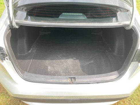 Used 2020 Toyota Corolla LE image 9