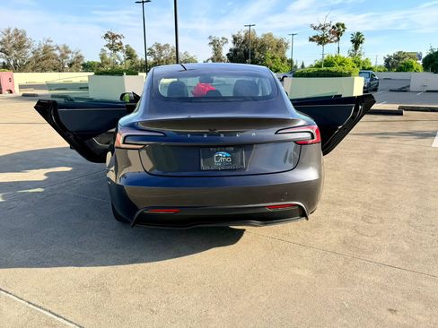 Used 2024 Tesla Model 3 Standard Range RWD image 33
