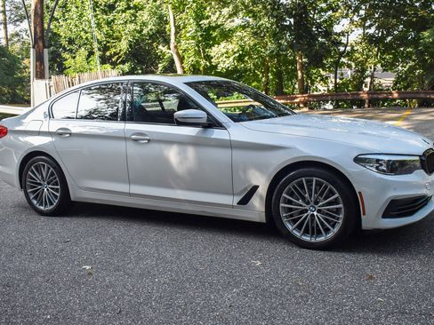 Used 2020 BMW 530i w/ Convenience Package image 11