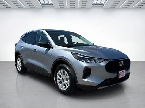 Used 2024 Ford Escape Active image 2