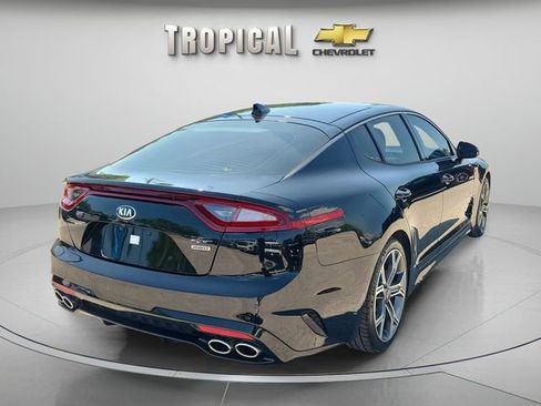 Used 2018 Kia Stinger GT2 AWD/4WD image 3