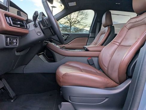 Used 2025 Lincoln Aviator Reserve w/ Illumination Package image 20