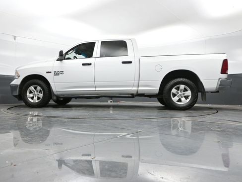 Used 2022 RAM 1500 Classic SLT AWD/4WD image 44