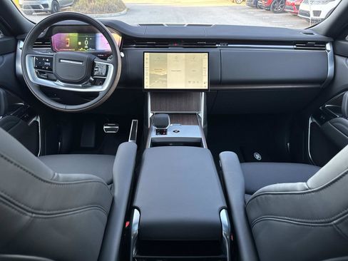 New 2026 Land Rover Range Rover SE image 16