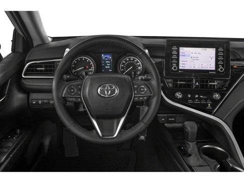 Used 2022 Toyota Camry SE FWD image 5