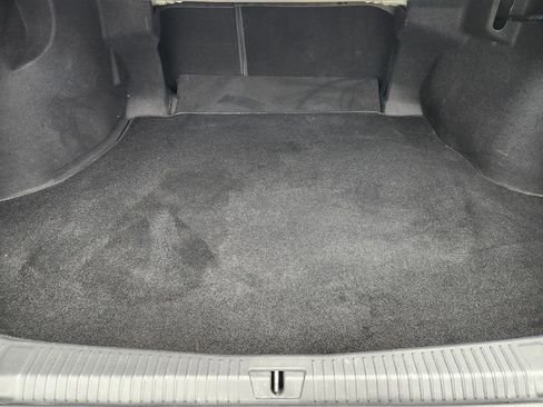 Used 2020 Toyota Avalon XLE image 30