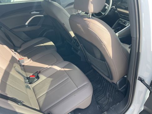 Used 2025 Audi Q5 Premium w/ Convenience Package image 63