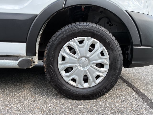 Certified 2025 Ford Transit 250 Low Roof w/ Exterior Upgrade Package RWD image 16