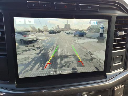 Used 2022 Ford F150 XLT w/ Equipment Group 302A High image 17