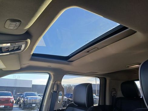 Used 2022 RAM 2500 Laramie AWD/4WD image 29