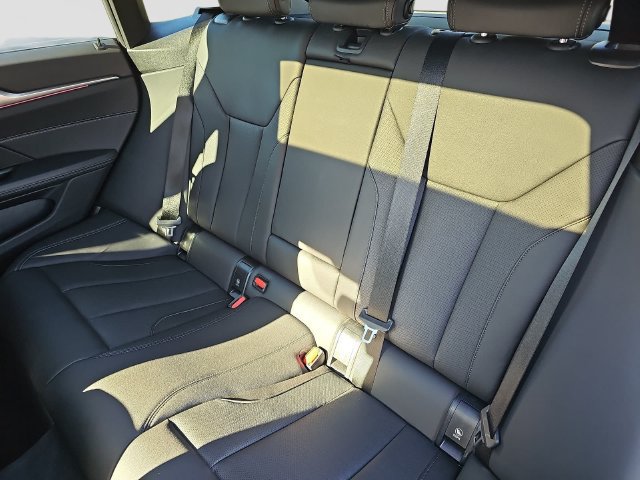 Used 2024 BMW i4 eDrive40 w/ M Sport Package RWD image 14