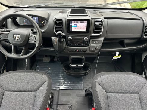 New 2026 RAM ProMaster 2500 w/ Quick Order Package 22G SLT image 12