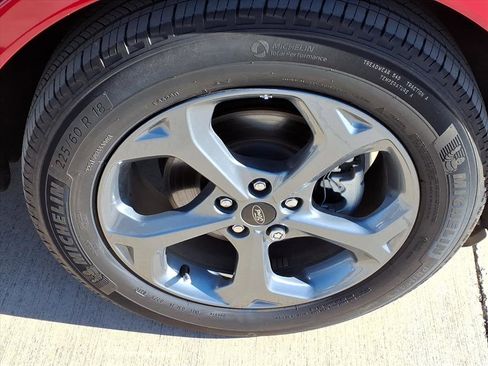 Used 2024 Ford Escape ST-Line image 11