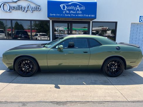 Used 2018 Dodge Challenger T/A RWD image 1