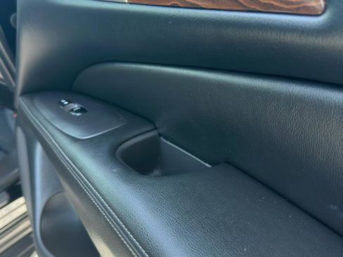 Used 2018 Nissan Pathfinder Platinum w/ Cargo Package image 46