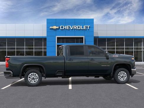 New 2026 Chevrolet Silverado 2500 LT w/ All Star Edition AWD/4WD image 6