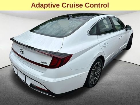 Used 2023 Hyundai Sonata Limited w/ Cargo Package FWD image 10