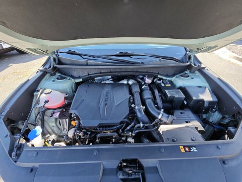 Used 2023 Hyundai Santa Cruz Limited image 21