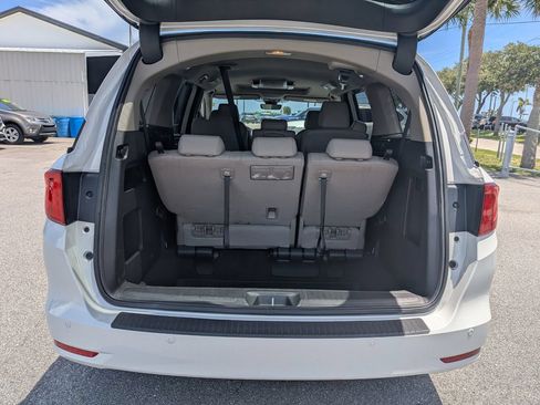 Used 2024 Honda Odyssey Touring image 13
