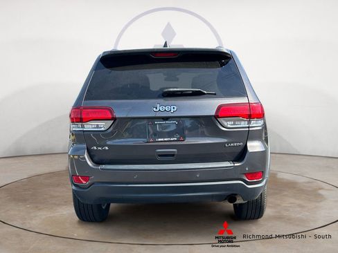 Used 2021 Jeep Grand Cherokee Laredo AWD/4WD image 4