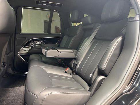 Used 2023 Land Rover Range Rover SE image 26