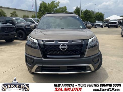 Used 2024 Nissan Pathfinder Rock Creek AWD/4WD image 37