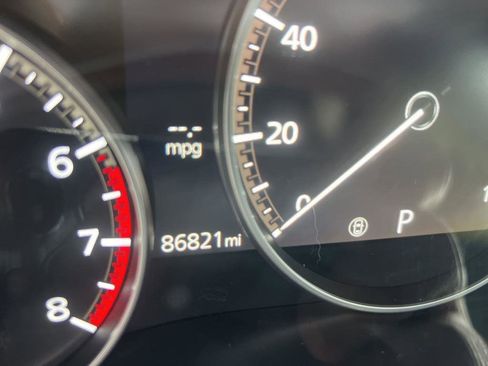 Used 2023 MAZDA MAZDA3 Hatchback w/Premium Plus Pkg image 17