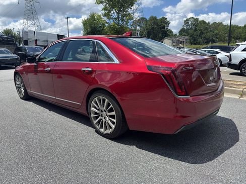 Used 2018 Cadillac CT6 Luxury RWD image 2