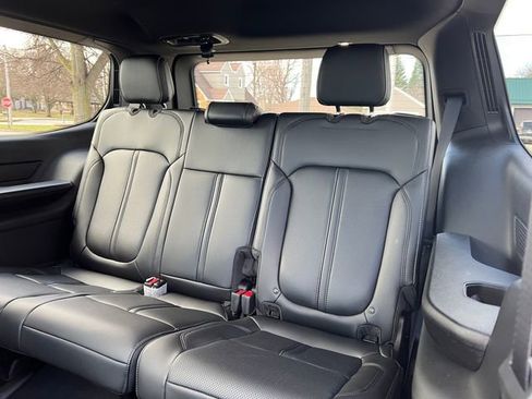 New 2026 Jeep Grand Wagoneer 4WD image 7