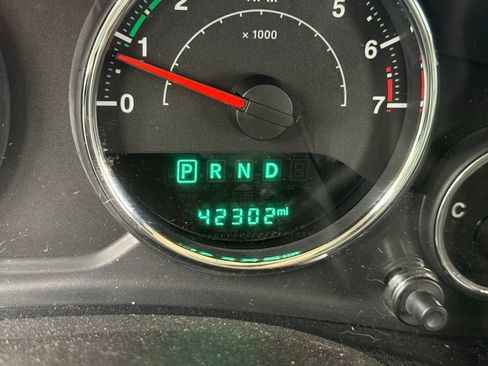 Certified 2018 Jeep Wrangler Unlimited Sahara image 16